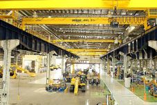 United Tractors Catat...