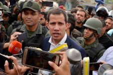 Kudeta Pecah di Venezuela,...