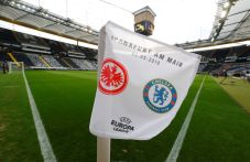 Susunan Pemain Eintracht...