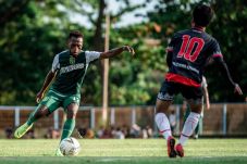 Jadwal Liga 1 2019 Padat,...