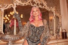 Iggy Azalea Pamer Harta...