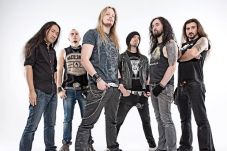 Dragonforce Akan Tayangkan...