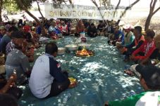 Rayakan Keunggulan Jokowi-Maruf,...