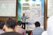 Menjaring Ide Baru di...