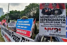 Pemilu Usai, Akademisi...