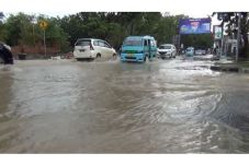Hujan 2 Jam, Banjir...