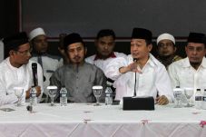 Bachtiar Nasir Minta...