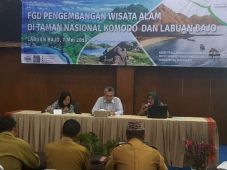 Ekowisata TN Komodo...