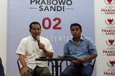 Besok, Prabowo-Sandi...