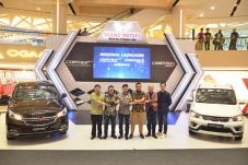 Duo Wuling Terbaru Mengaspal...
