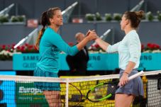 Simona Halep Menang...