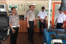 Titik Simpul Jawa-Sumatera,...