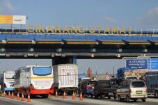 Antisipasi Macet, Tol...