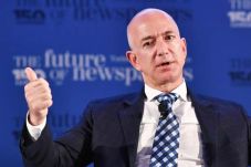 Miliarder Jeff Bezos...