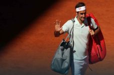 Federer Gagal Amankan...