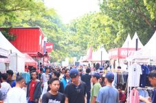 Catat Waktunya, JakCloth...
