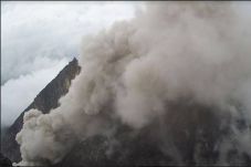 Gunung Merapi Kembali...