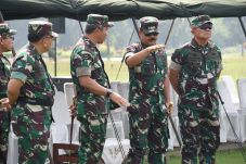 Panglima TNI Tinjau...