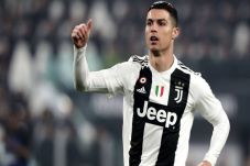 Cristiano Ronaldo Sumbang...