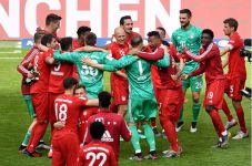 Bayern Muenchen Juara...
