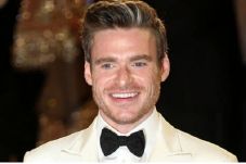 Richard Madden Abaikan...