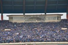 Jadwal Liga 1 Persib...