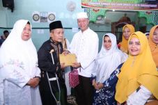 Indahnya Berbagi di...