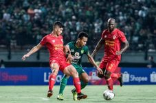 Persebaya Ditahan Imbang...