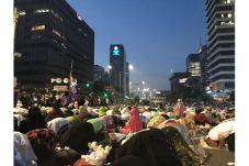 Massa Pendukung Prabowo...
