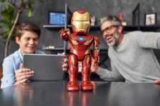 Dengan Iron Man MK50,...