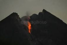 2 Jam Sekali Gunung...
