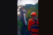 SAR Bandung Evakuasi...
