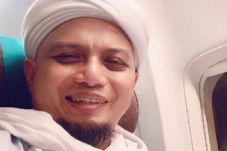 Selain Ustaz Arifin...
