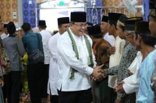2020 Jalan Desa Teluk...