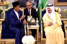 Ucapkan Selamat ke Jokowi,...