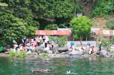 Masyarakat Kawasan Danau...