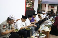 Bupati Pasangkayu Buka...