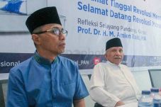 Respons PAN Soal UGM...