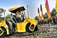 Anies Giling 18.174...