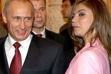 Pacar Putin Diduga Melahirkan...