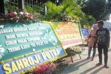Pascakerusuhan 21-22...