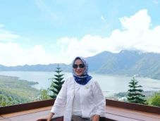 Gandeng Singapore Airlines,...