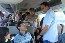Anies Baswedan Lepas...