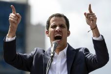 Guaido Tegaskan Tuntutan...