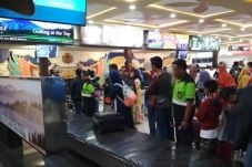 Bandara Adi Sutjipto...
