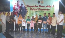 Atlet dan Pelatih Berprestasi...