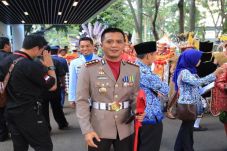 Jadi Komandan Upacara,...
