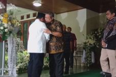 Tiba di Cikeas, Prabowo...