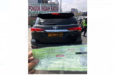 Ditanya Mobil Polisi...