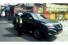 Buat Gagah-gagahan,...